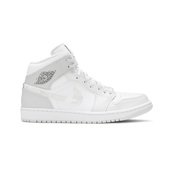 Nike Shoes - 🎉 HOST PICK🥳 Air Jordan 1 Mid Grey Camo